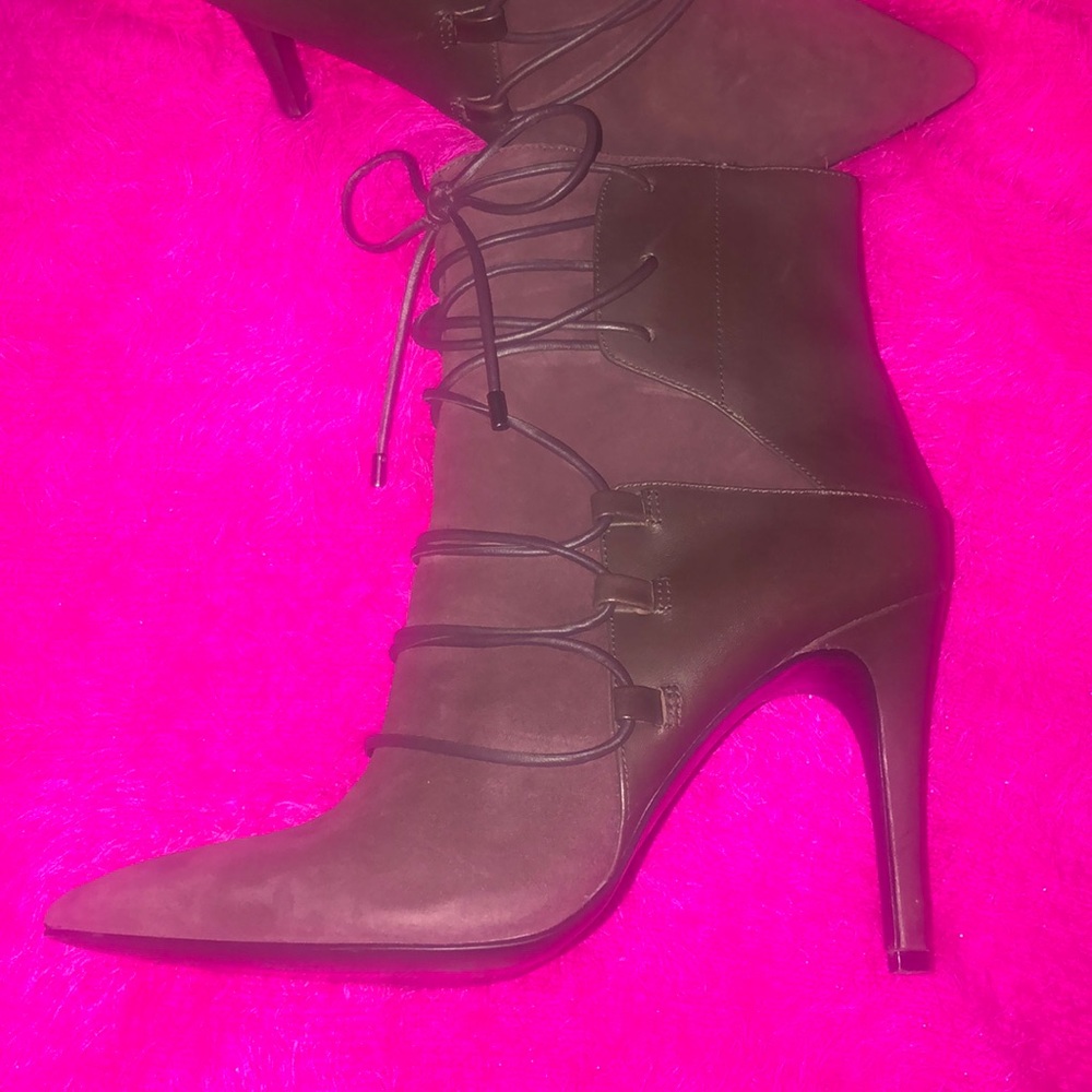 Cute Booties! - image 2